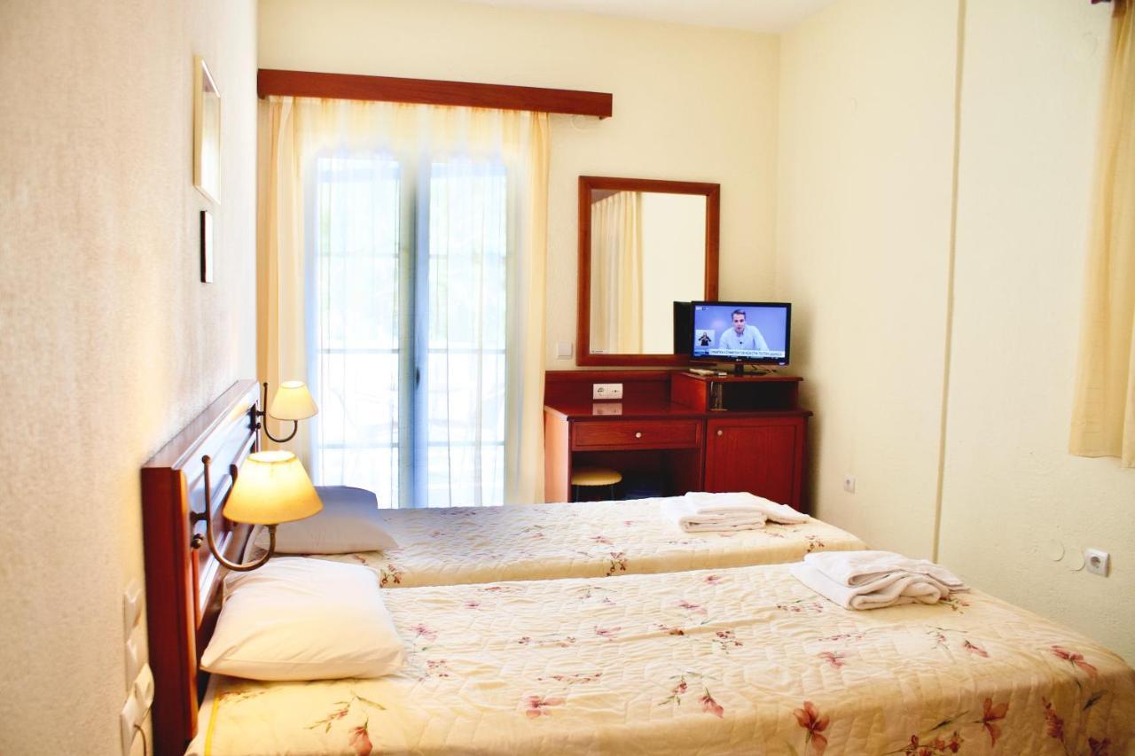 Venardos Hotel Agia Pelagia  المظهر الخارجي الصورة