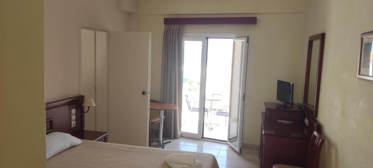 Venardos Hotel Agia Pelagia  المظهر الخارجي الصورة